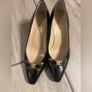 Bruno Magli Vintage Leather Pumps Made in Italy Size 6 M